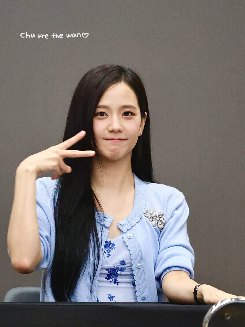 240808 BLACKPINK's Jisoo at Fansign documents 3