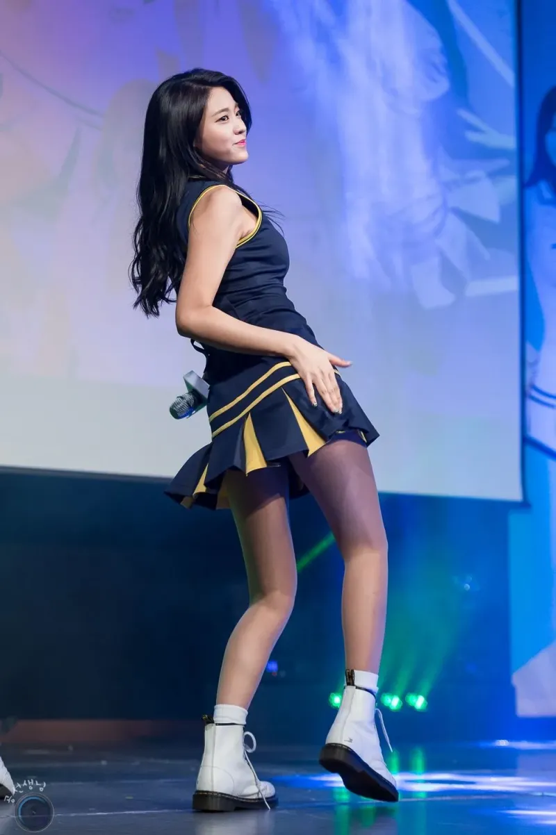 Seolhyun361.jpg