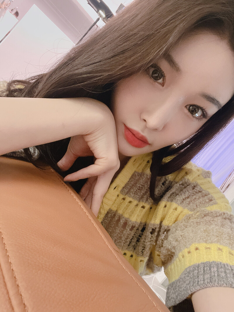 210609 Chungha Twitter Update documents 3