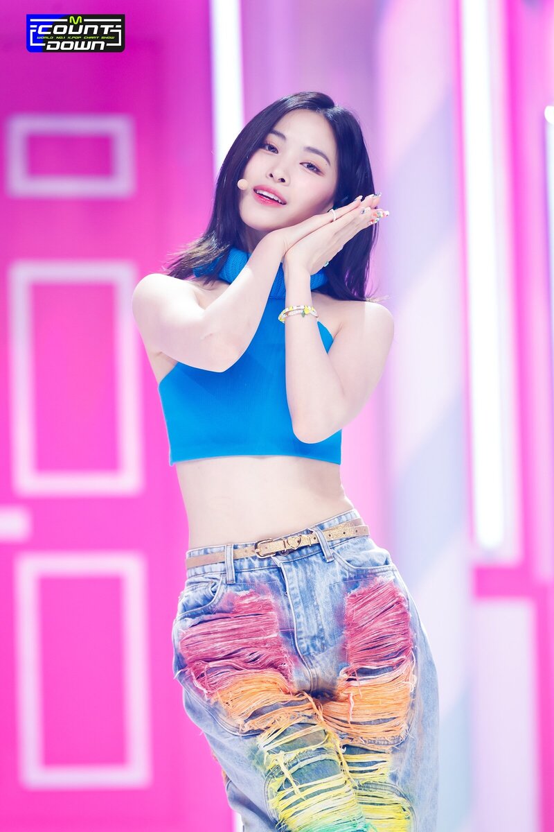 230803 - ITZY 'CAKE' at M COUNTDOWN documents 1