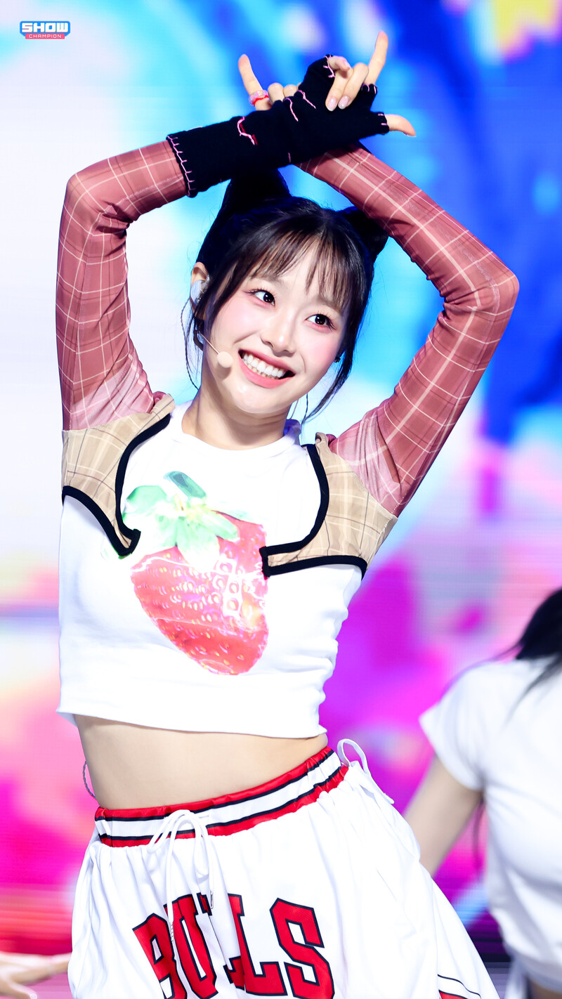 240626 Chuu - "Strawberry Rush" at Show Champion documents 3