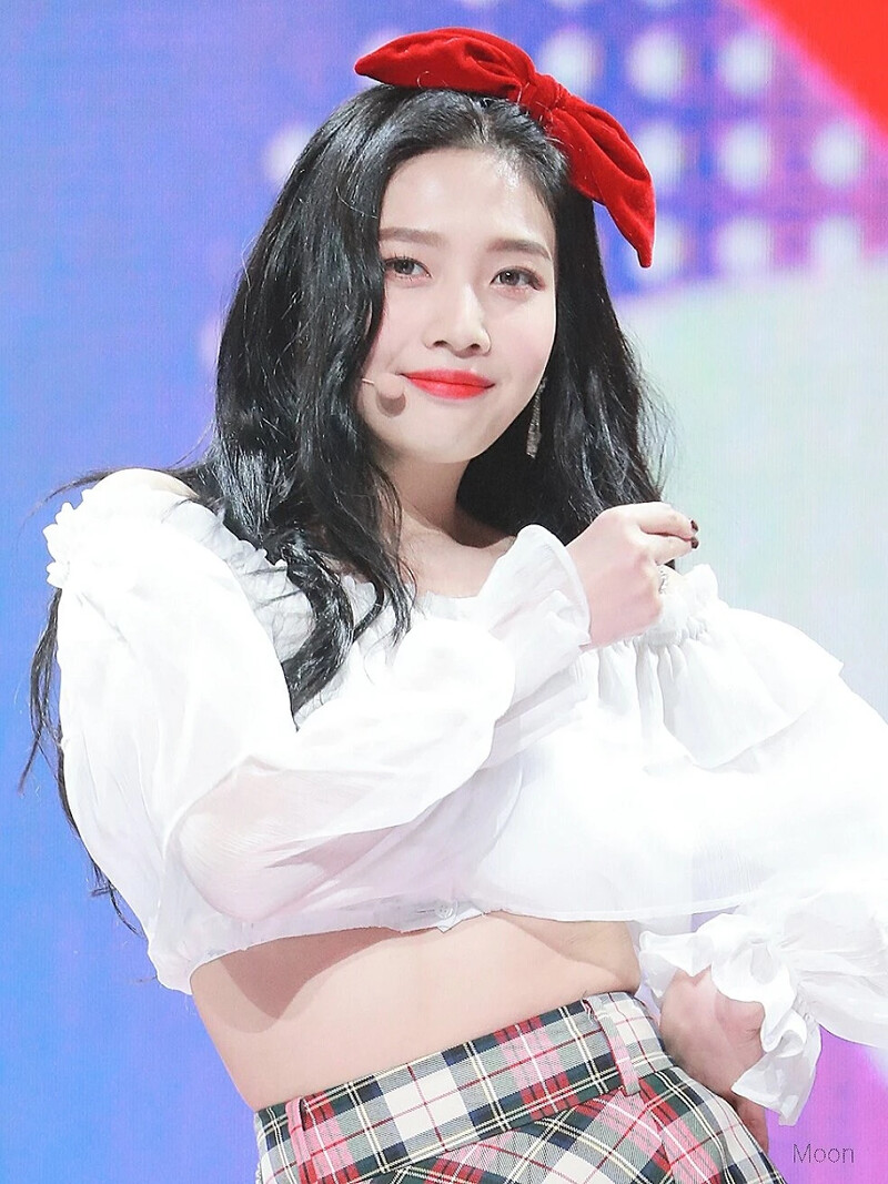 181228 Red Velvet Joy at KBS Gayo Daechukjae documents 3