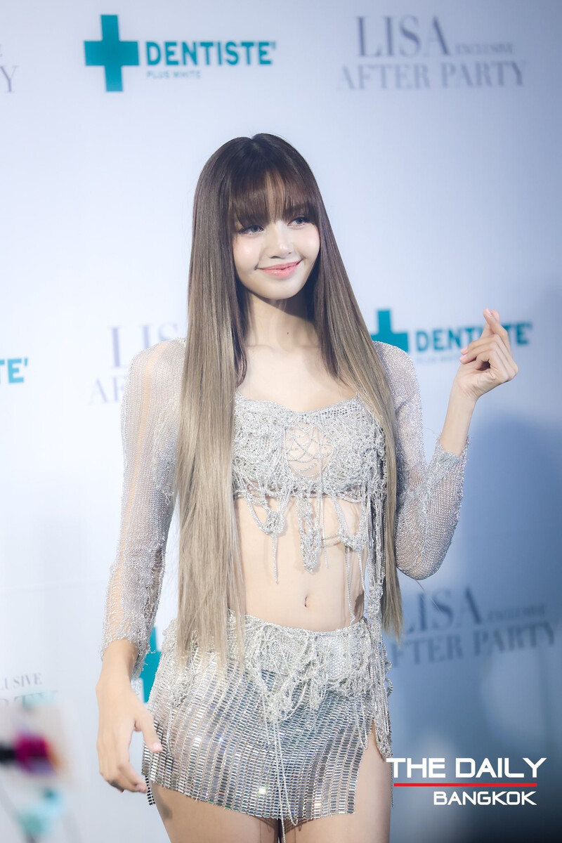 241113 LISA - DENTISTE Exclusive After Party documents 20