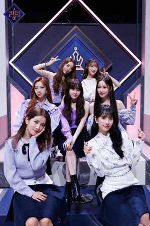 220331 WJSN- 'QUEENDOM 2' Ep. 1 Behind The Scenes Photos