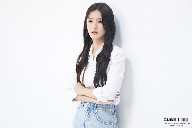 211015 Cube Naver Post - (G)I-DLE Miyeon 2021 Profile Photoshoot documents 18