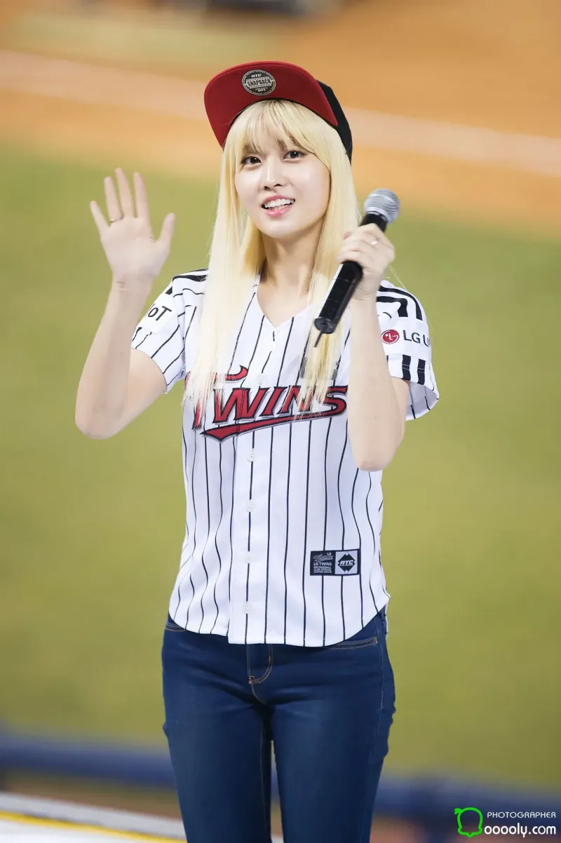 Momo323.jpg