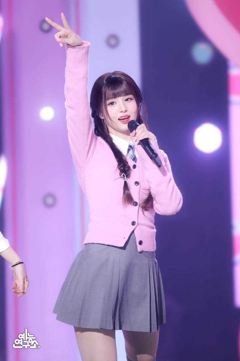 231111 MC Sullyoon - "Love Lee" Special Stage at Music Core documents 6