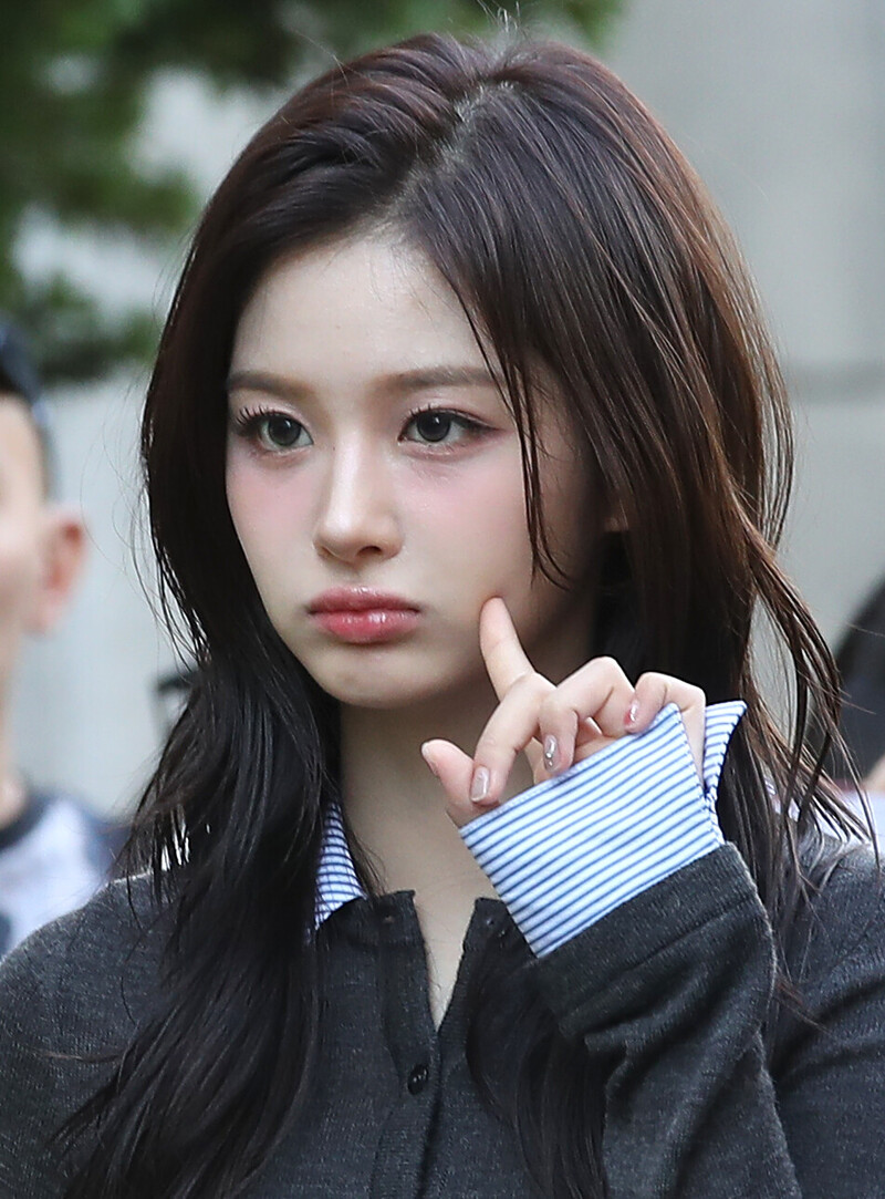 240830 NMIXX Sullyoon - Music Bank commute documents 3