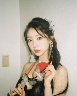 240904 - YeoJin Instagram Update