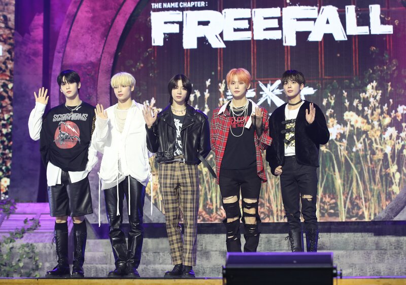 231012 TXT - 3rd Full Album 'Chapter of the Name: FREEFALL' Showcase ...