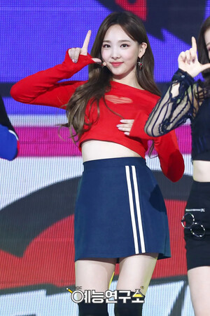 171125 TWICE Nayeon Music Core