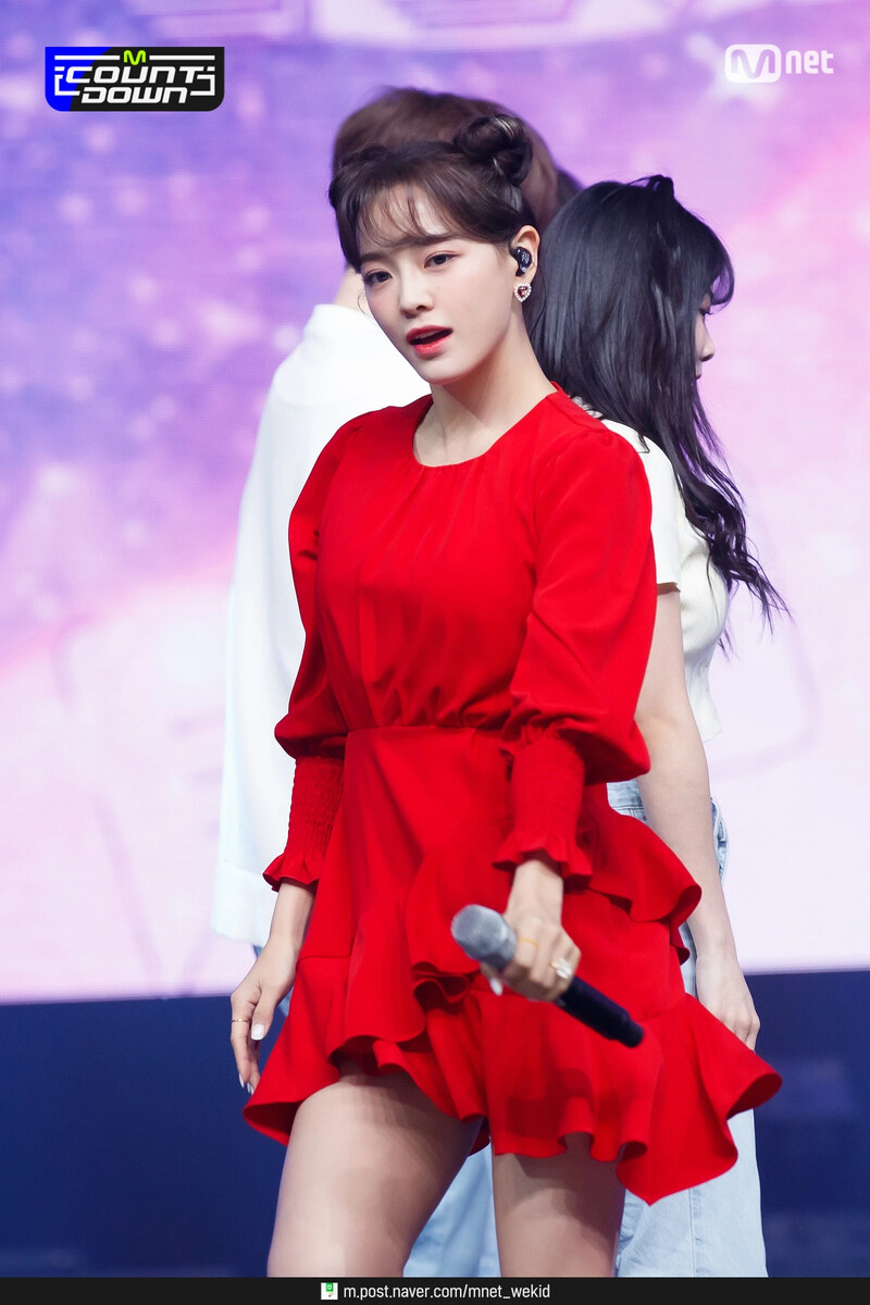 210408 Kim Sejeong - 'Warning' at M Countdown documents 12