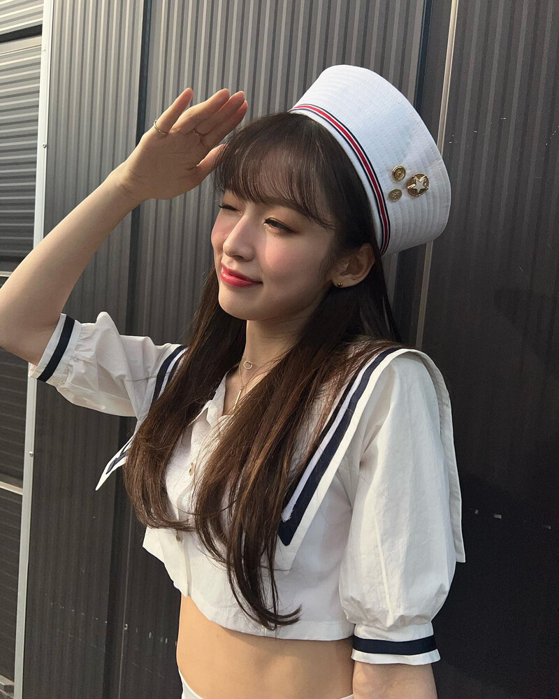 220415 OH MY GIRL Arin Instagram Update documents 3