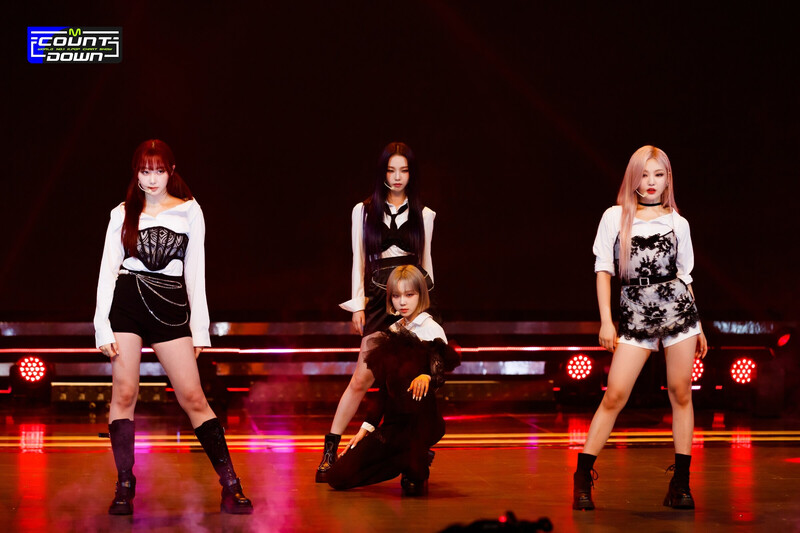 220714 aespa - 'Illusion' at M Countdown documents 4