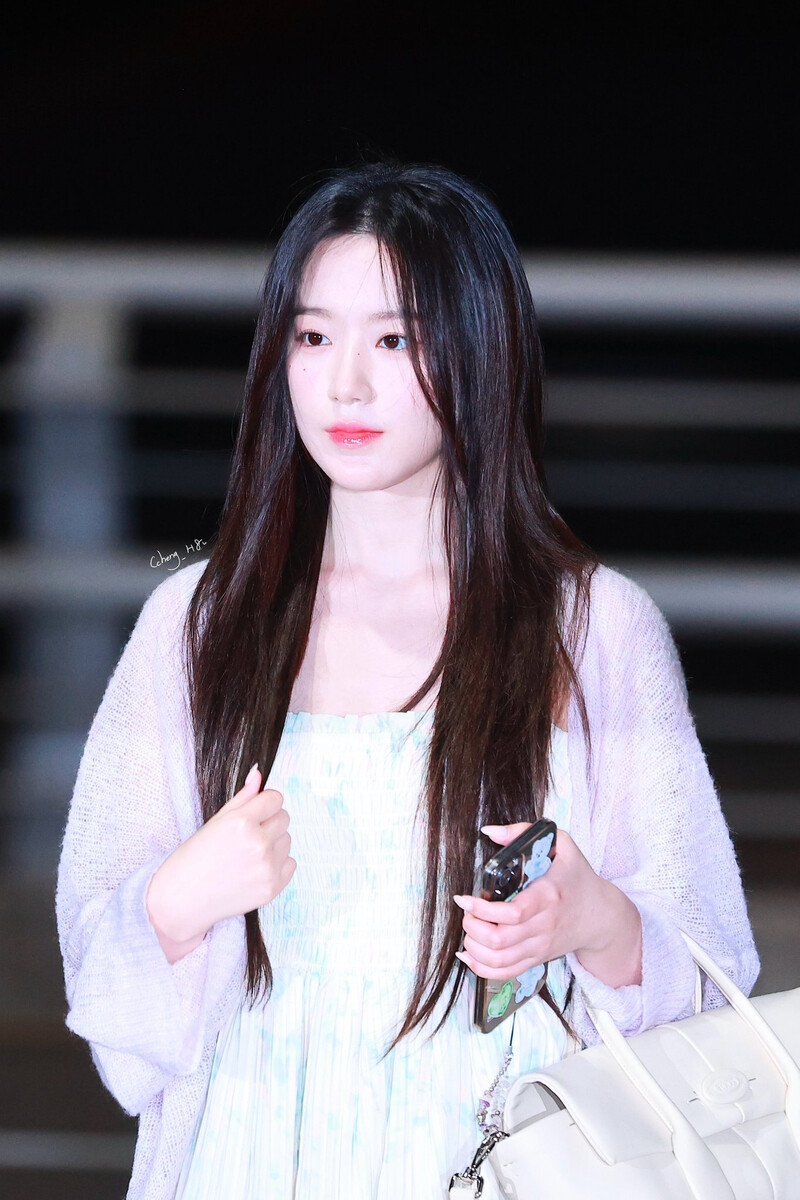 240418 (G)I-DLE Shuhua - ICN Airport documents 16