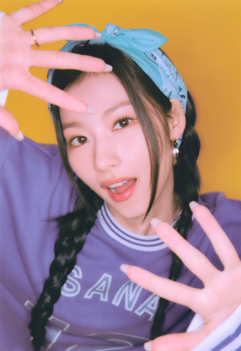 TWICE - Official Fanclub 'ONCE 4th Generation' (Scans) documents 12