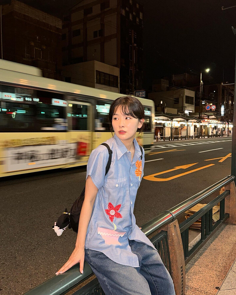 230901 - SEULGI Instagram Update documents 11