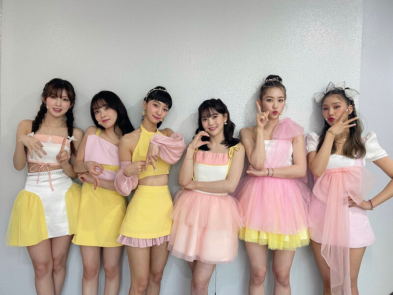 220410 OH MY GIRL Twitter Update documents 2