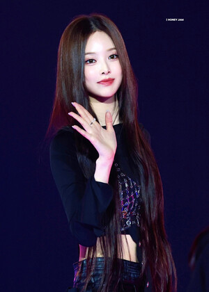 250105 Izna Bang Jeemin - at Golden Disc Awards 2025