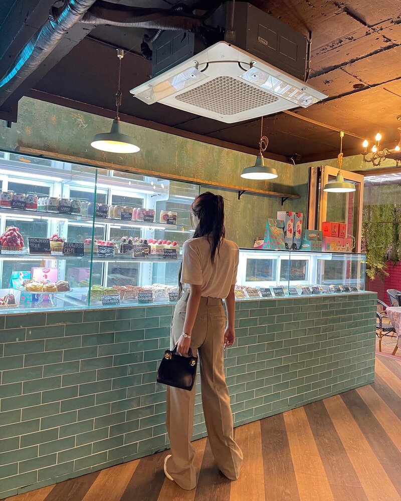 230324 (G)I-DLE Soyeon Instagram Update documents 6