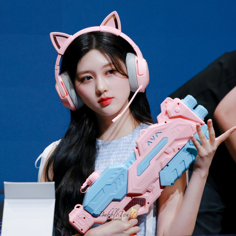 240602 IVE Gaeul - Apple Music Fansign Event documents 8