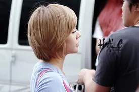 120610 Girls' Generation Sunny at Incheon Airport