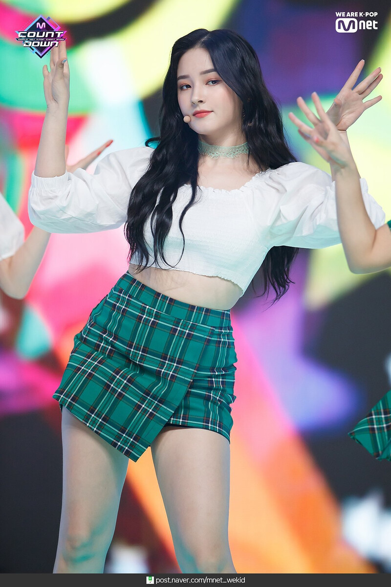 190418 MOMOLAND - 'I'm So Hot' at M COUNTDOWN documents 7