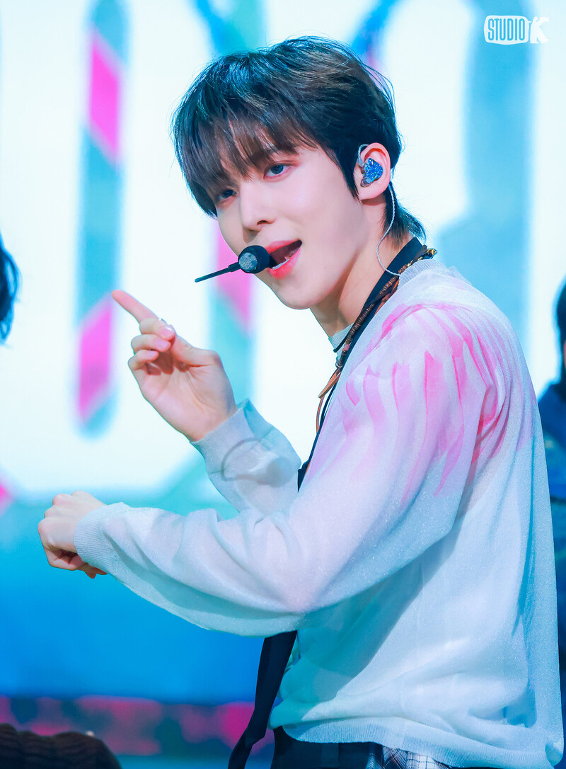 240631 ATEEZ Yunho - 'WORK' at Music Bank documents 6