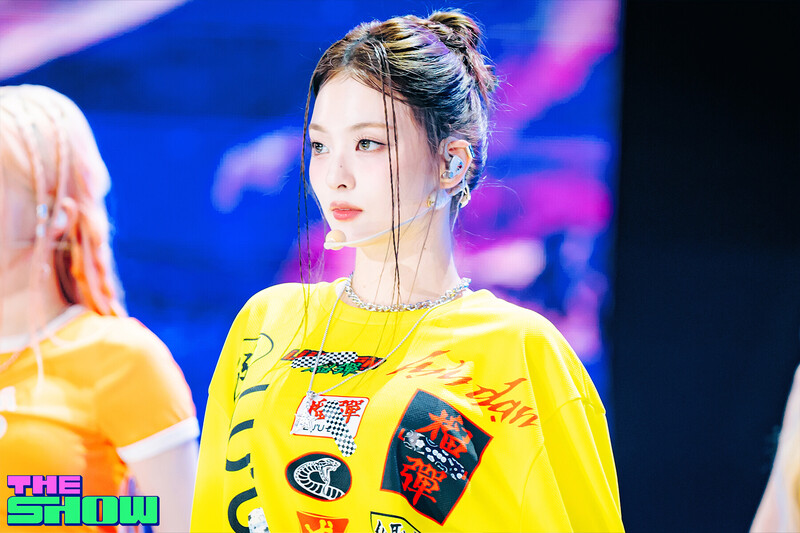 240820 fromis_9 Nagyung - 'Supersonic' at The Show documents 2