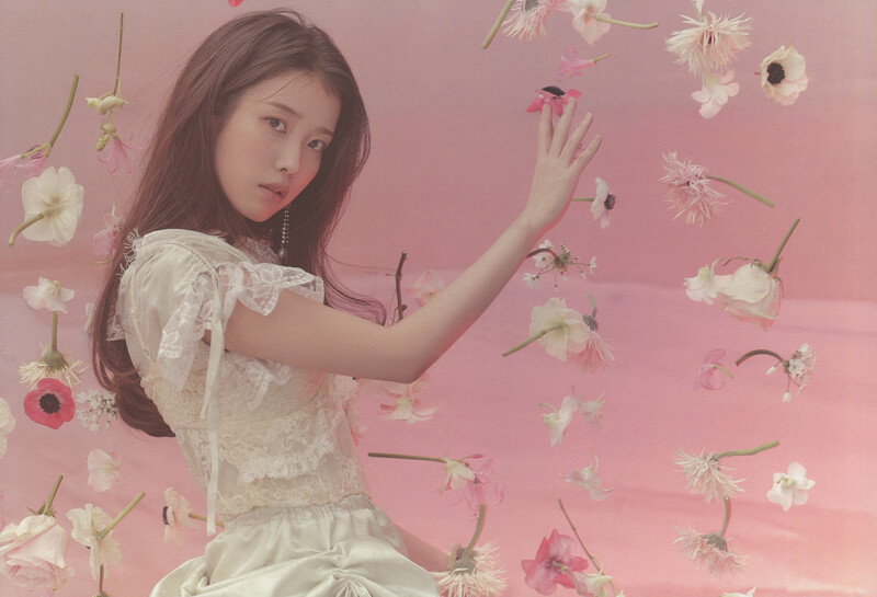 IU - 'LILAC' Photobook [SCANS] documents 2