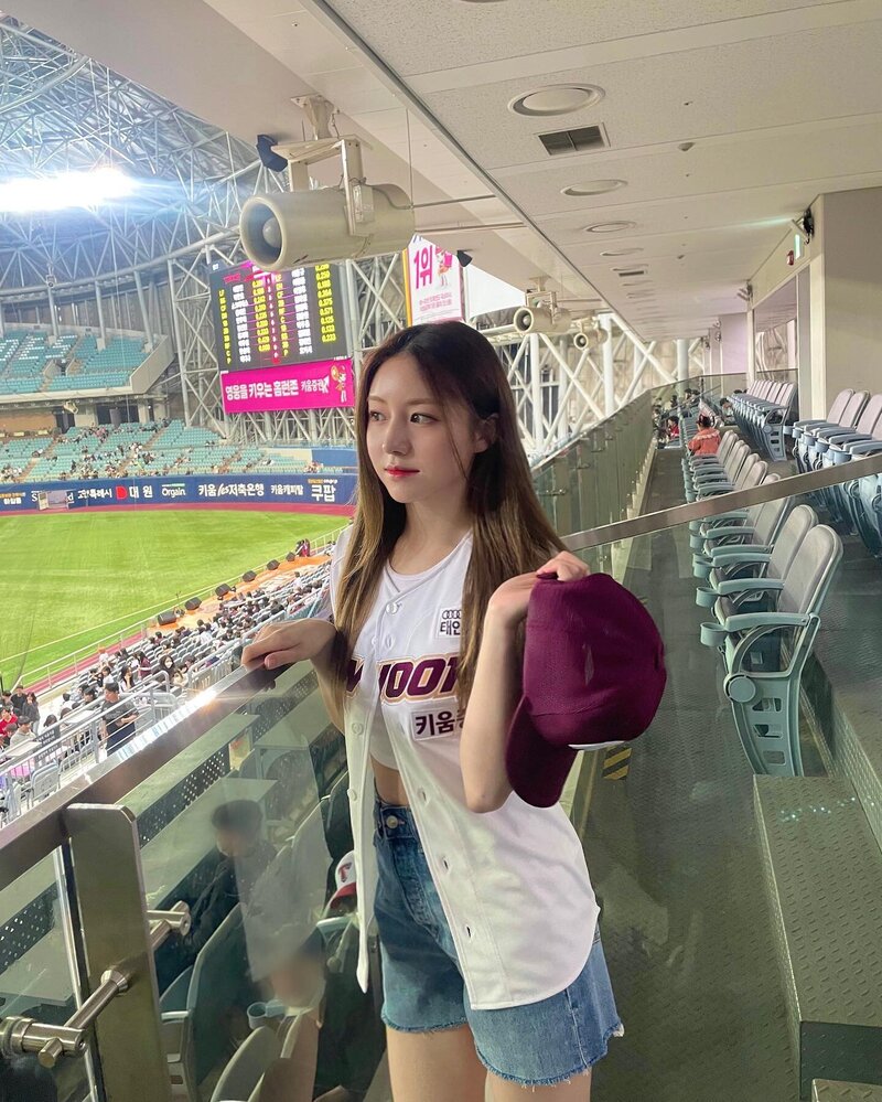 230414 Rocket Punch Instagram Update - Suyun & Dahyun documents 11