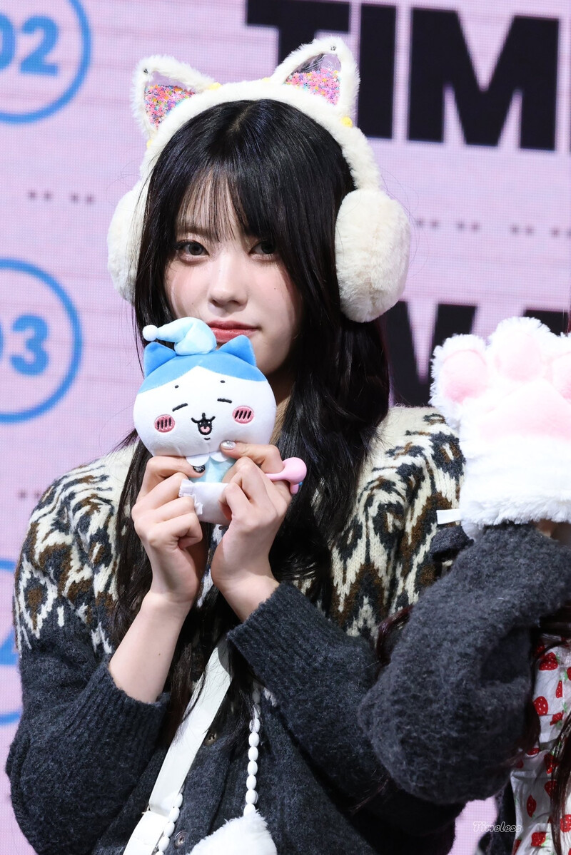 241205 izna Koko at MK Fansign documents 7