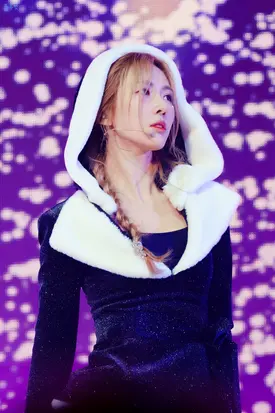 241224 Dreamcatcher Yoohyeon - '7 Doors of Christmas: A Lucky Encore' in Seoul Day 1