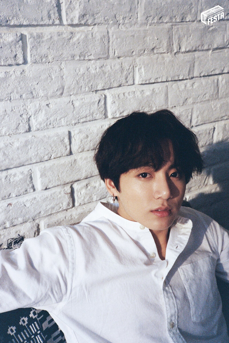 BTS EXHIBITION Film Camera Photo (B side ver.) documents 12