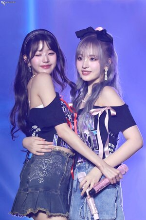 240607 LIZ & Wonyoung - IVE ‘Show What I Have’ Tour in Barcelona
