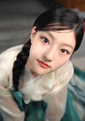 KISS OF LIFE Haneul - 2024 Hanbok Interview Photos by News1