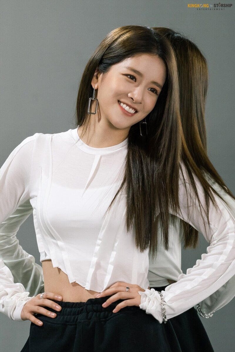 211107 Starship Naver Post - Exy's "IDOL: The Coupe" Poster Photoshoot documents 1