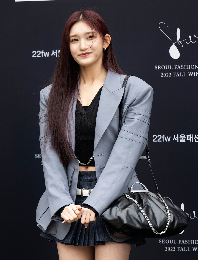 220318 IVE Leeseo - Seoul Fashion Week 2022 FW documents 7