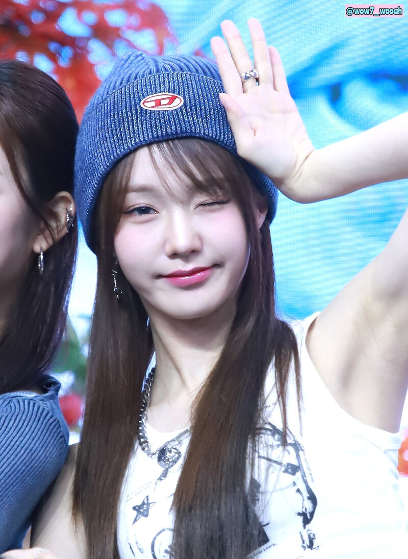 231029 WOOAH - NANA at fansign event documents 16