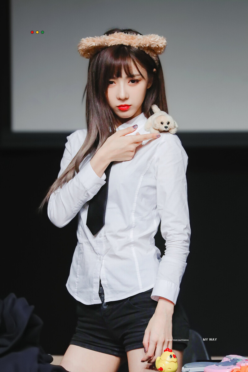 190929 Dreamcatcher Yoohyeon documents 9