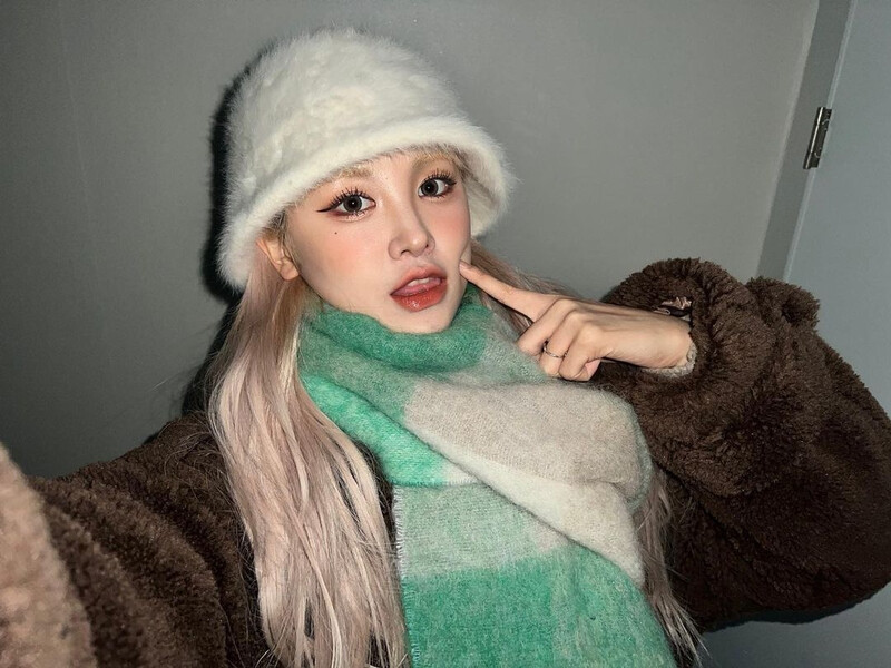 230115 PIXY Instagram Update - Lola documents 1