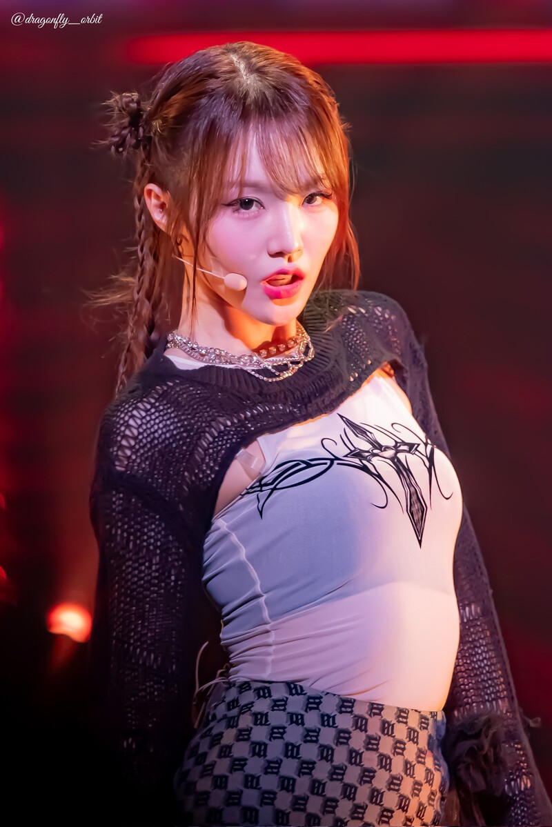 231024 NANA - at EL7Z UP Japan 1st Fan Concert 'Piece Up'  in Osaka documents 14