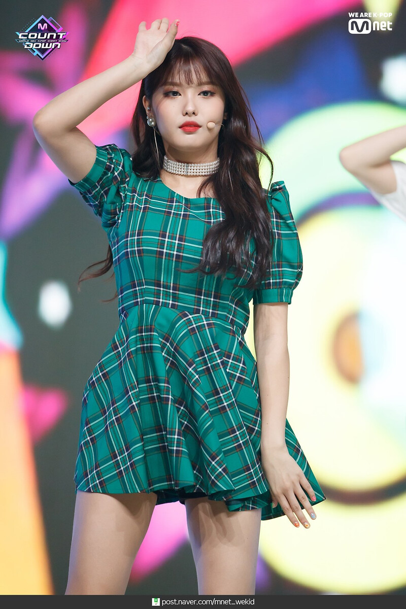 190418 MOMOLAND - 'I'm So Hot' at M COUNTDOWN documents 5