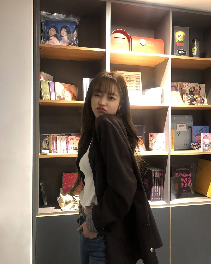 210220 OH MY GIRL Yooa Instagram Update documents 2