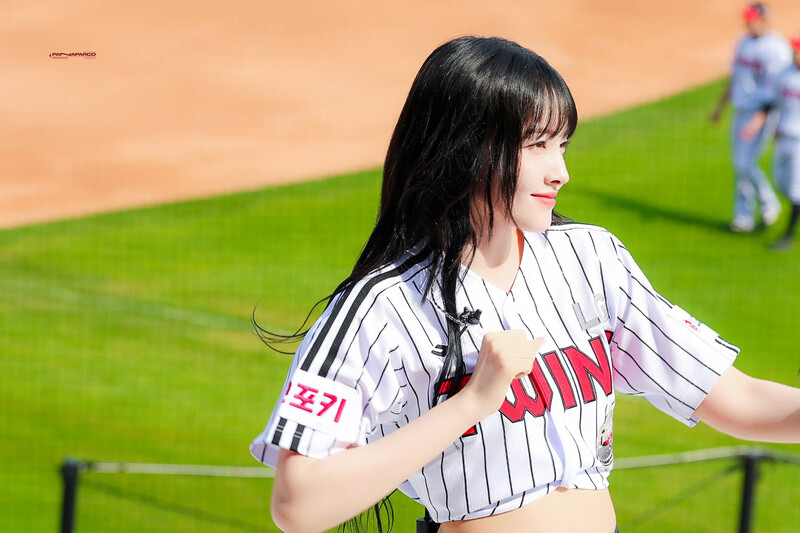 240504 STAYC Yoon - Jamsil Baseball documents 3