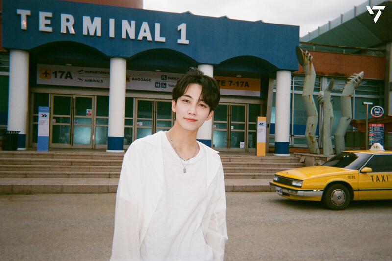 220725 SEVENTEEN ‘SECTOR 17’ Behind film photo - Jeonghan | Weverse documents 1