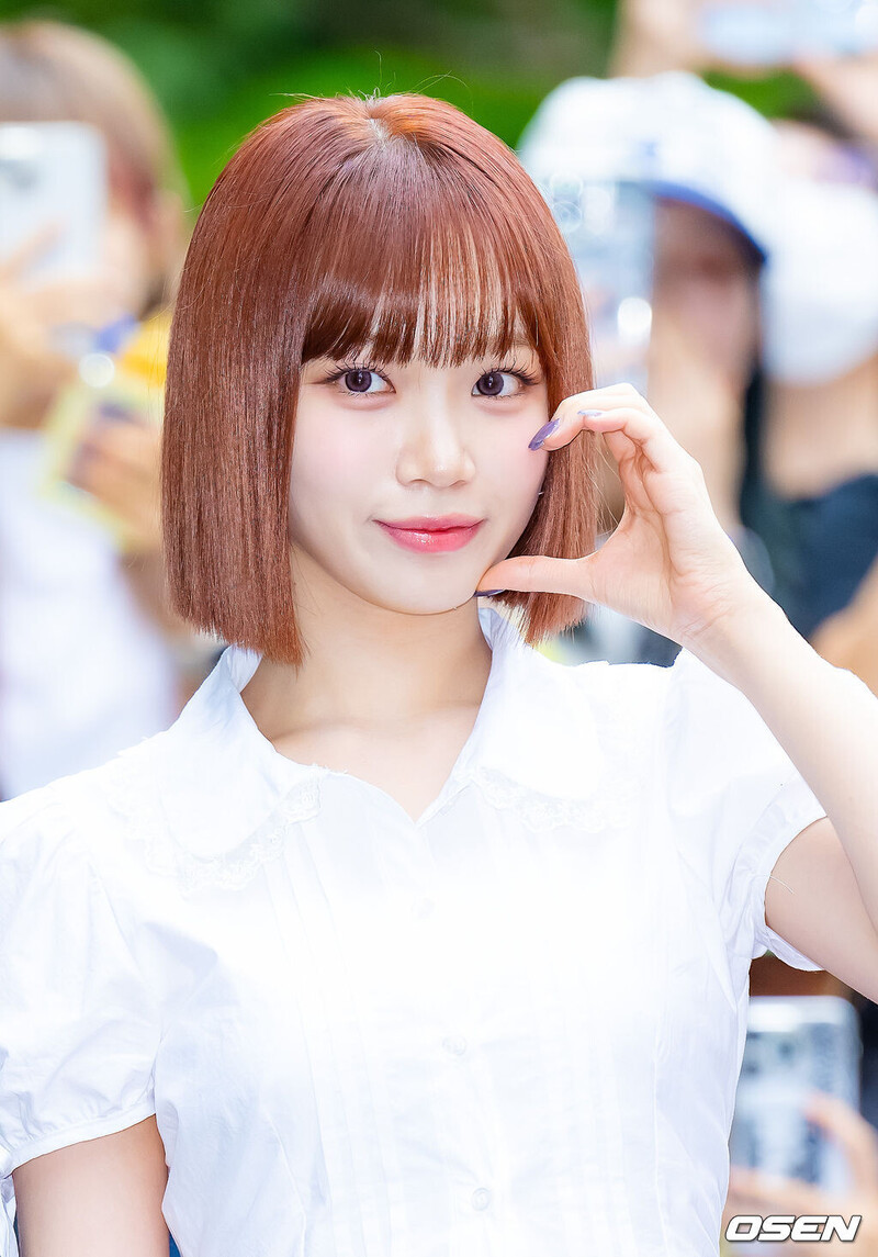 240906 LE SSERAFIM Chaewon - Music Bank Mini Fan Meeting & Commute documents 5