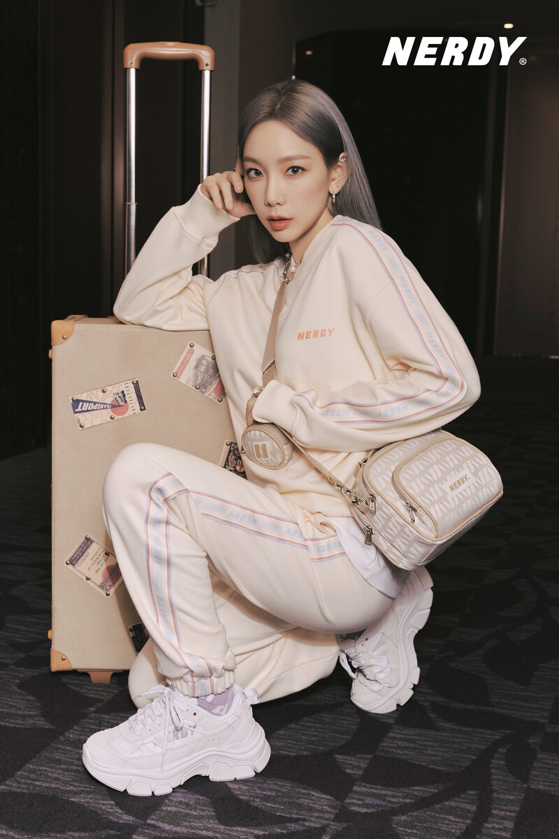 Taeyeon for NERDY 2022 SS Collection documents 5