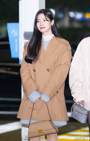 241120 TWICE Dahyun at Incheon International Airport