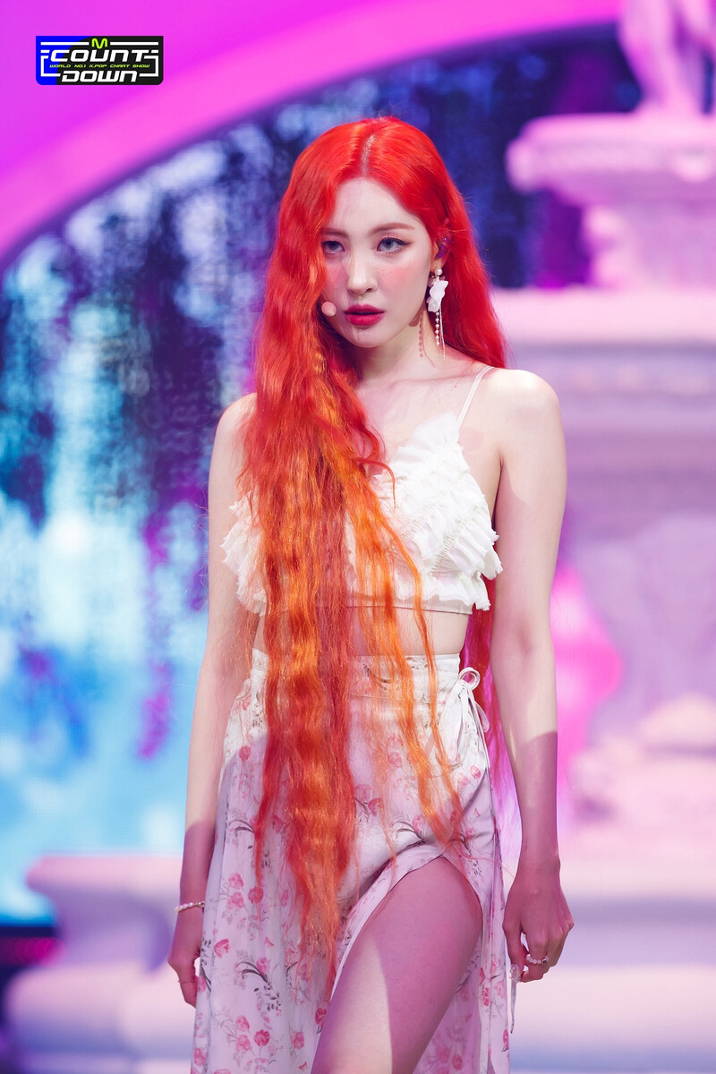 220630 Sunmi - 'Heart Burn' at M Countdown documents 23